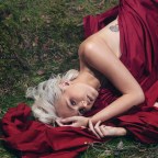 Eleonor Léone “Wolf” – Classic Fairytale with a Seductive, New Twist